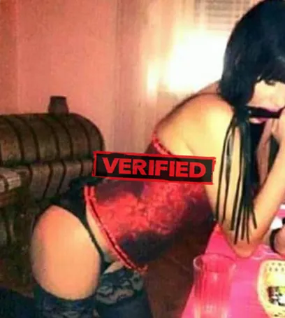 Adrienne Sexmaschine Finde eine Prostituierte Sollenau